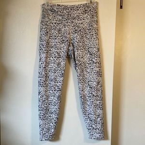 Old Navy Active Powersoft workout leggings, size L